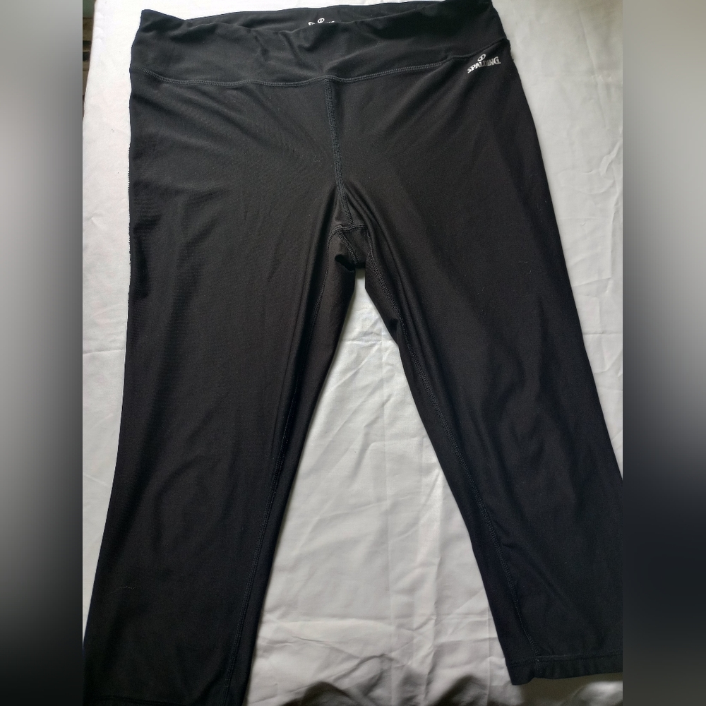 Spalding Capri leggings